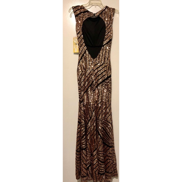 Gorgeous Black and Rose Gold/Bronze Sequin Gown - Picture 5 of 8